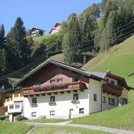 In Near Red 8 Gondola, Cleaning Included Apartment *